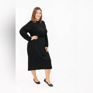 NWT Smash + Tess FRIDA MIDI DRESS IN MIDNIGHT BLACK - Size Large